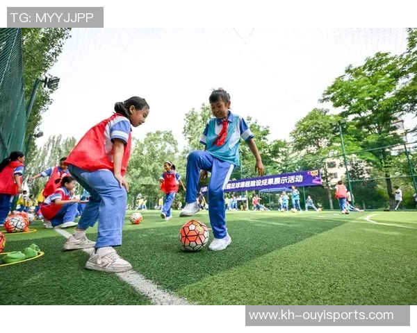 运动数据李丽的足球人生从草地到绿茵场的深度对话与成长故事